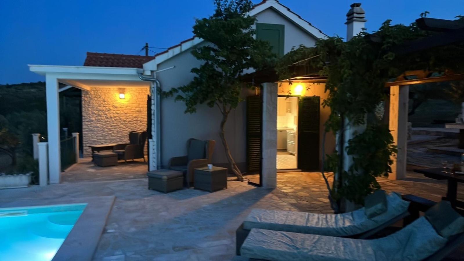 הוילה סוטיבאן Maslina House מראה חיצוני תמונה